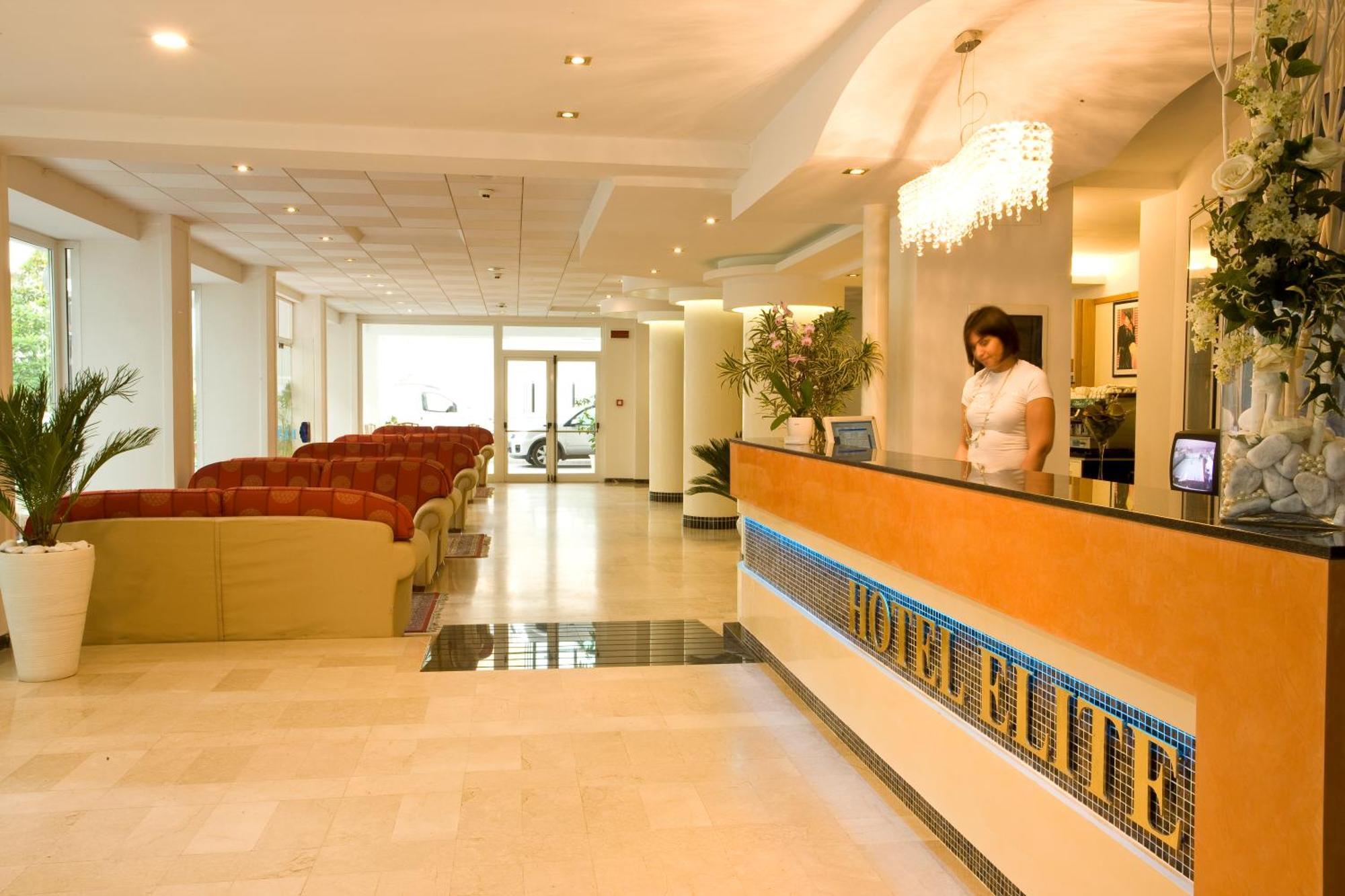 Hotel Elite 卡托利卡 外观 照片